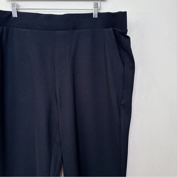 Torrid Womens 3S Pull-On Relaxed Taper Studio Luxe Ponte High-Rise Pant - Picture 5 of 13